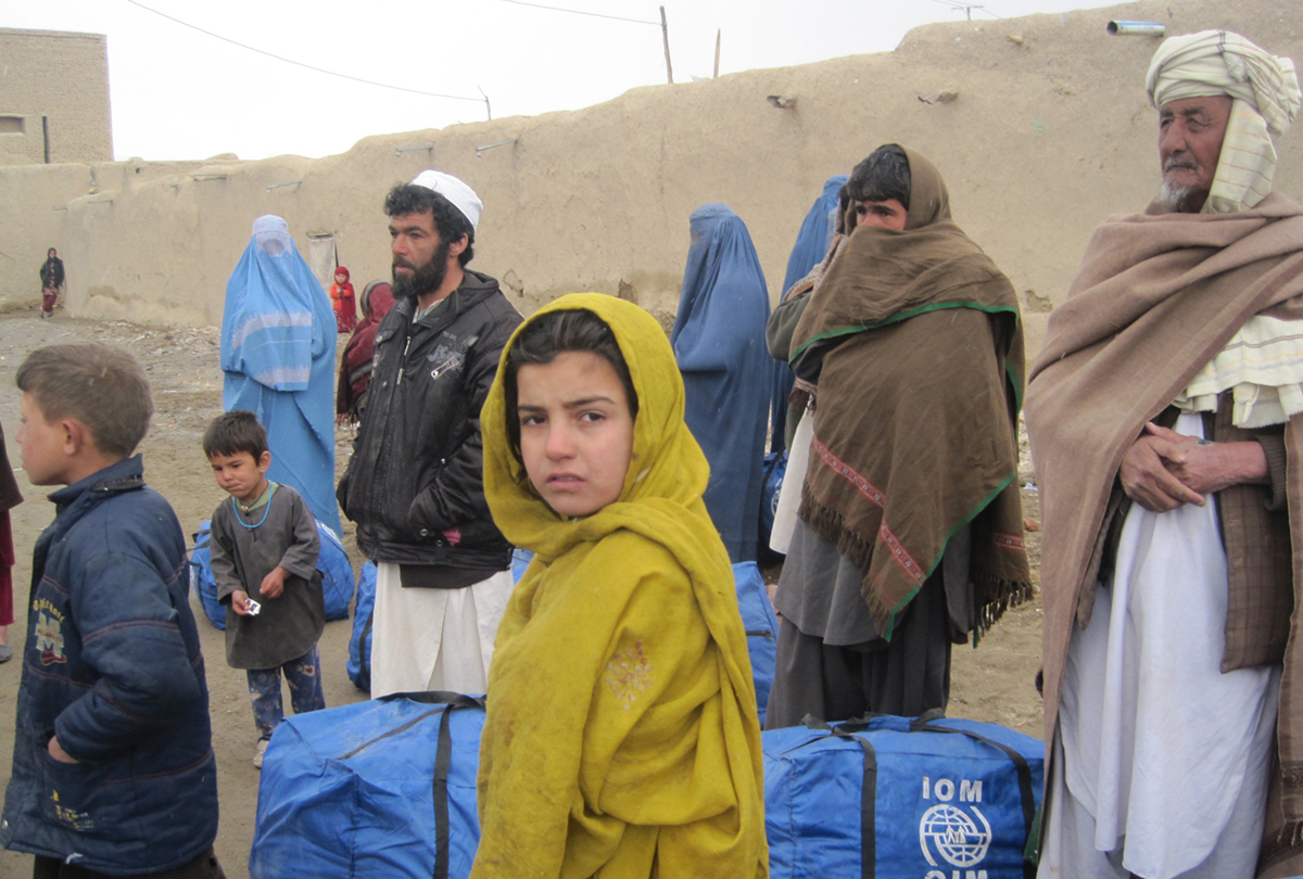 Uitdelen van voedsel door IOM, Afghanistan. | Foto: Inamullah Gohar | IOM, 2012