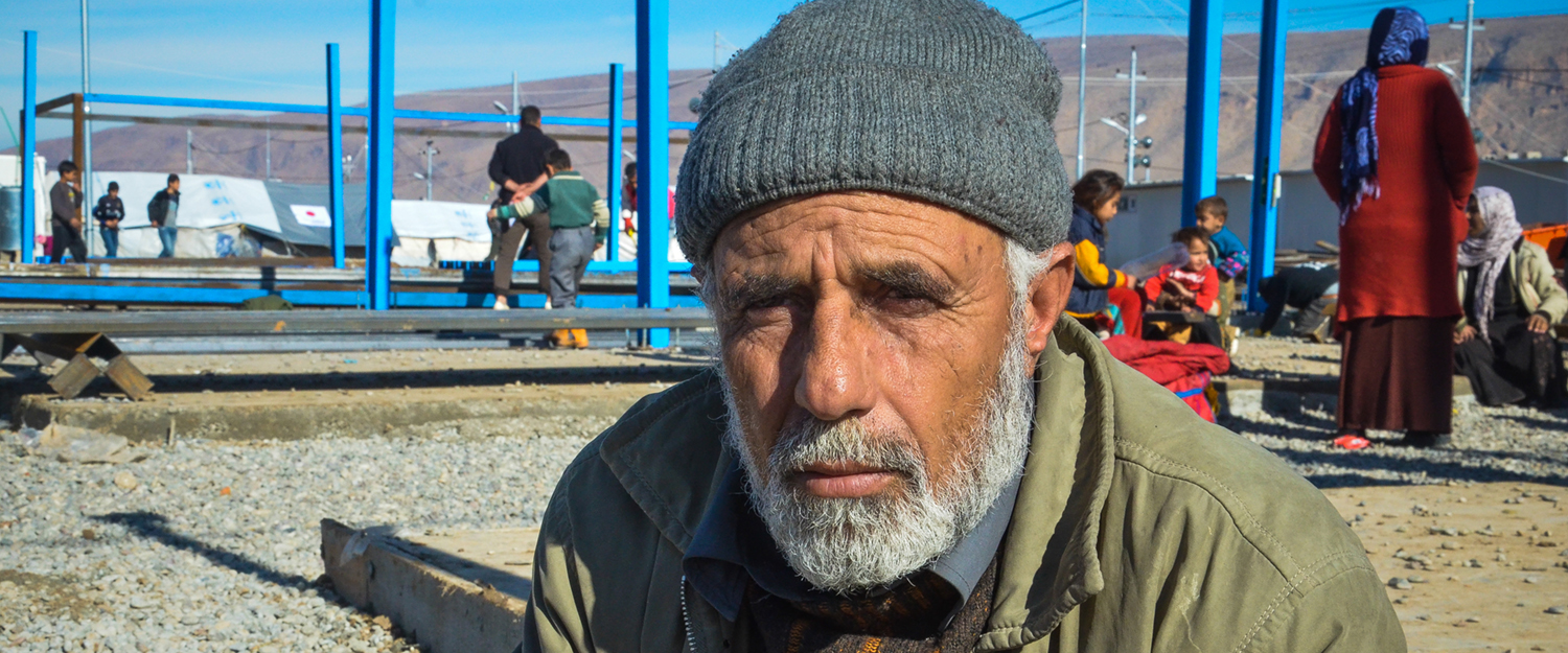 Een Syrische man komt aan in een vluchtelingenkamp in Irak. | Foto: IOM 2014